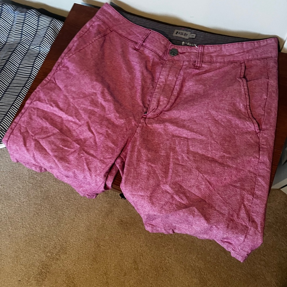 Men’s Pink Casual Shorts – Summer / Everyday Wear – Size 33